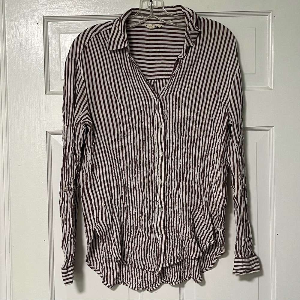 Jane & Delancey Casual plum purple color Striped curved hem Button-Down Shirt